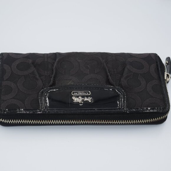 COACH Wallet Black Op Art Ashley Pleated Zip Around Wallet - Picture 3 of 8